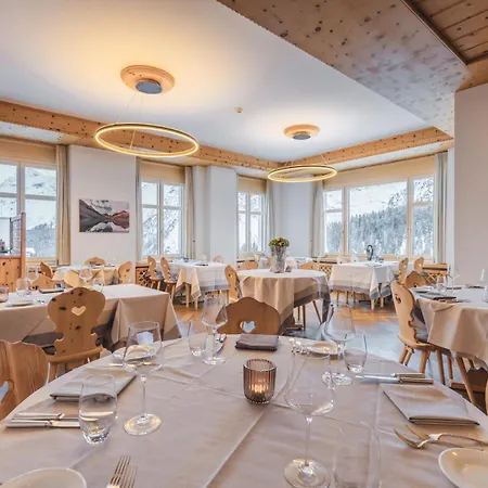 فندق Alpensonne - Panoramazimmer & Restaurant