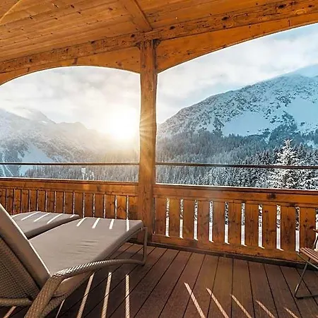 Готель Alpensonne - Panoramazimmer & Restaurant Ароза