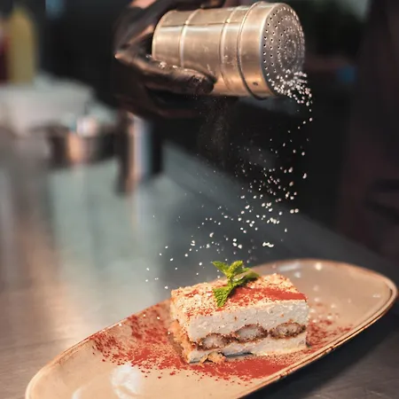 فندق Alpensonne - Panoramazimmer & Restaurant أروسا