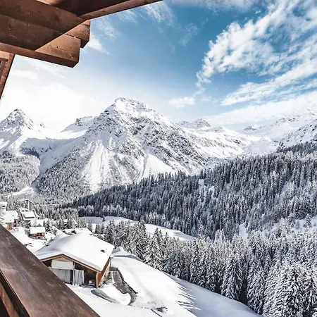Alpensonne - Panoramazimmer & Restaurant فندق أروسا